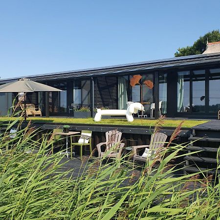 Hippe Schuur Bed & Breakfast Tytsjerk ภายนอก รูปภาพ