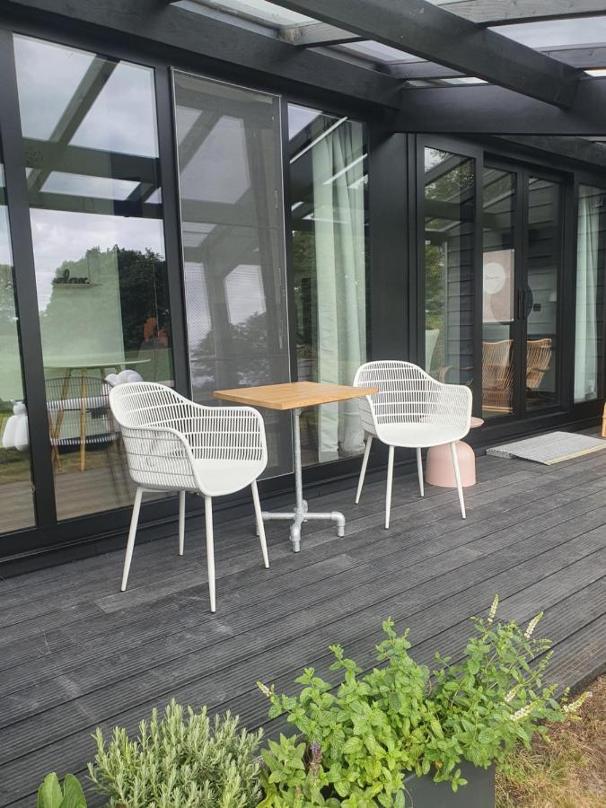 Hippe Schuur Bed & Breakfast Tytsjerk ภายนอก รูปภาพ